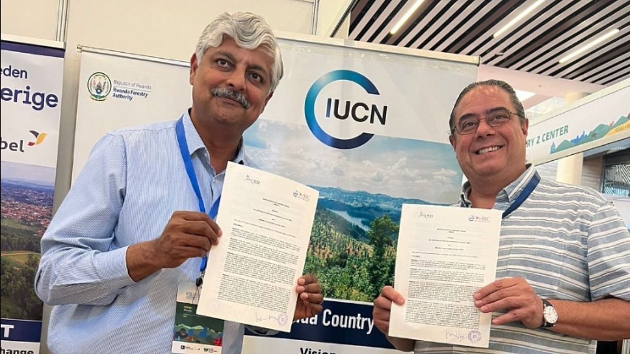WTI's Founder and ED Vivek Menon and Chair IUCN SSC Prof. Jon Paul Rodriguez signed the agreement today at the International Congress for Conservation Biology 23. Credite: X/@wti_org_india
