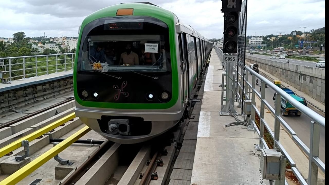 The BMRCL had to use a Green Line train for the trial run because of a shortage of Purple Line rakes. Credit: Special Arrangement