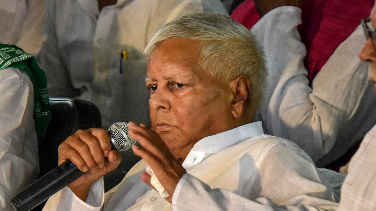 https://aninews.in/news/national/general-news/land-for-job-scam-ed-attaches-assets-worth-over-rs-6-cr-of-people-linked-to-lalu-yadavs-family20230731181025/