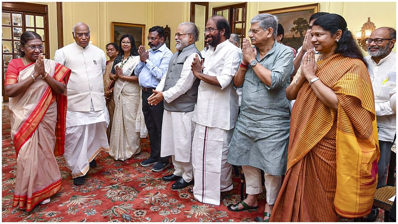 President Droupadi Murmu in a meeting with a delegation of I.N.D.I.A MPs led by Leader of Opposition in the Rajya Sabha Mallikarjun Kharge at Rashtrapati Bhavan, in New Delhi, Wednesday, Aug. 2, 2023. Credit: PTI Photo