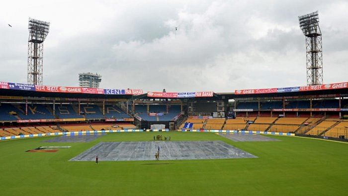 The Karnataka State Cricket Association's (KSCA) Chinnaswamy Stadium. Credit: DH Photo