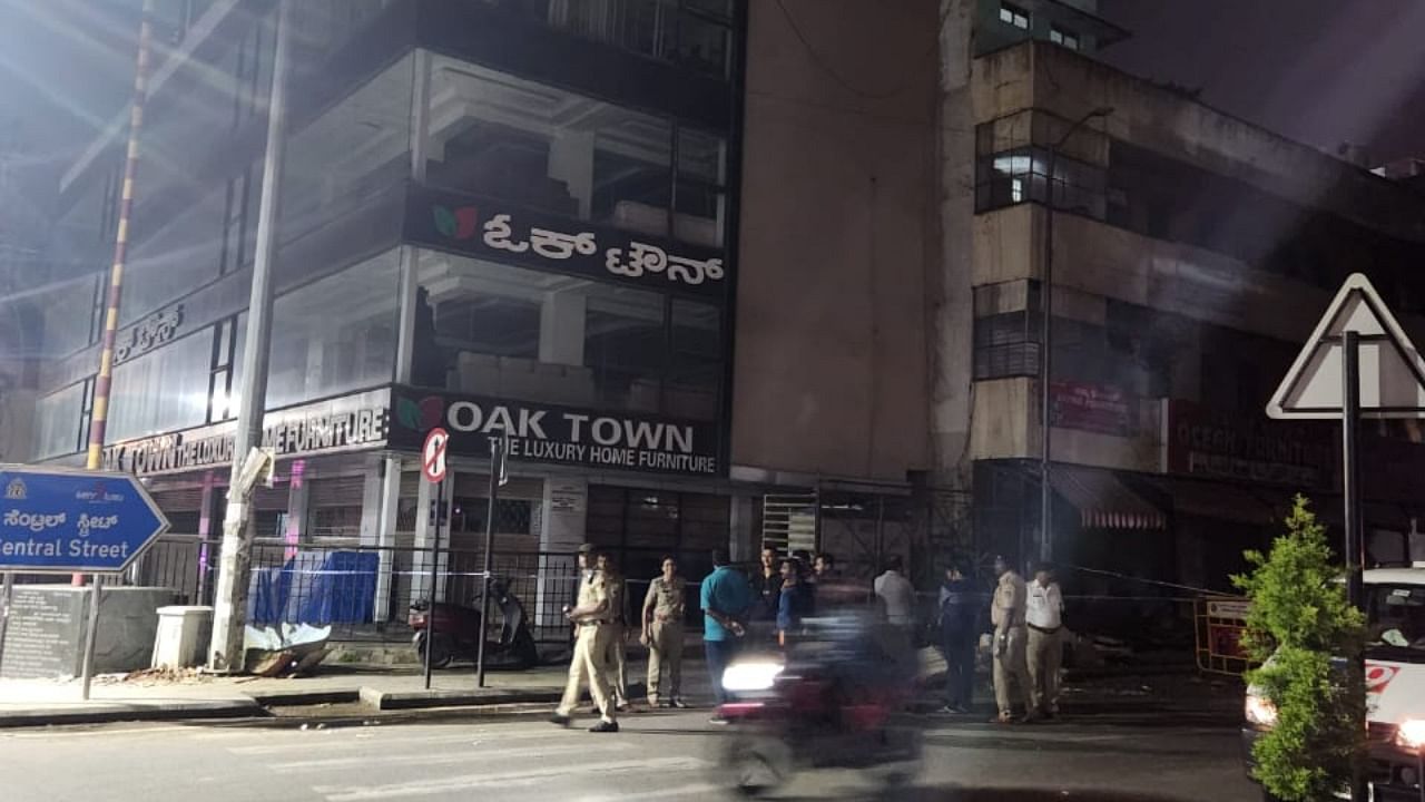 The building on top of which the water tank was fixed on Central Street, Shivajinagar, Bengaluru. Credit: Special arrangement