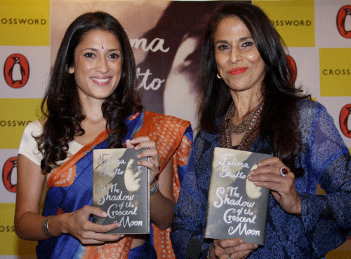 Pakistani poet and writer Fatima Bhutto and Columnist and novelist  Shobhaa De during the launch of Bhutto's first novel 'The Shadow of the  Crescent Moon' in Mumbai on Tuesday. PTI Photo