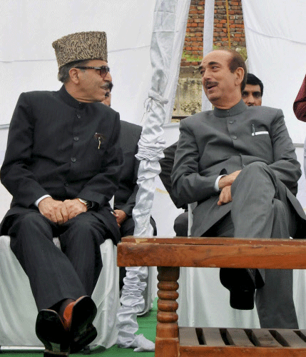 Union Health Minister Ghulam Nabi Azad with JKPCC President Saif-ud-Din  Soz during an election rally in Jammu on Monday. PTI Photo