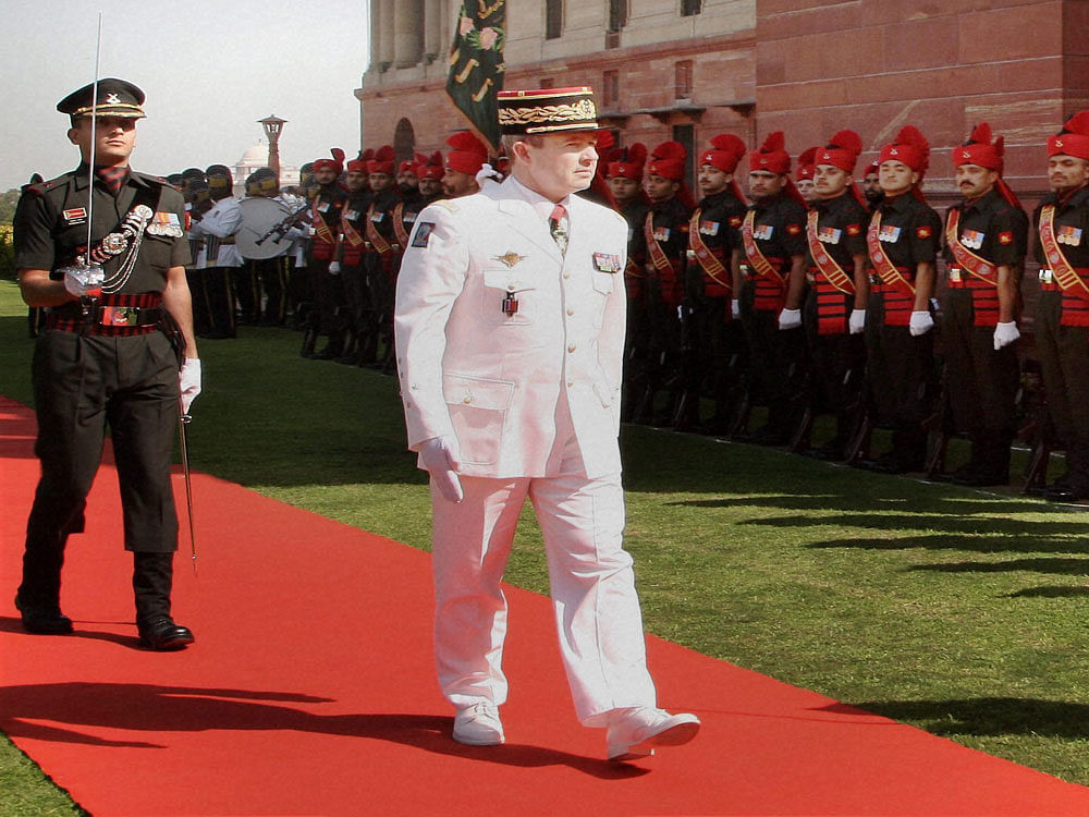 Gen Jean-Pierre Bosser, Chief of Staff French Army inspecting the Guard of Honour at South Block in New Delhi on Monday. 