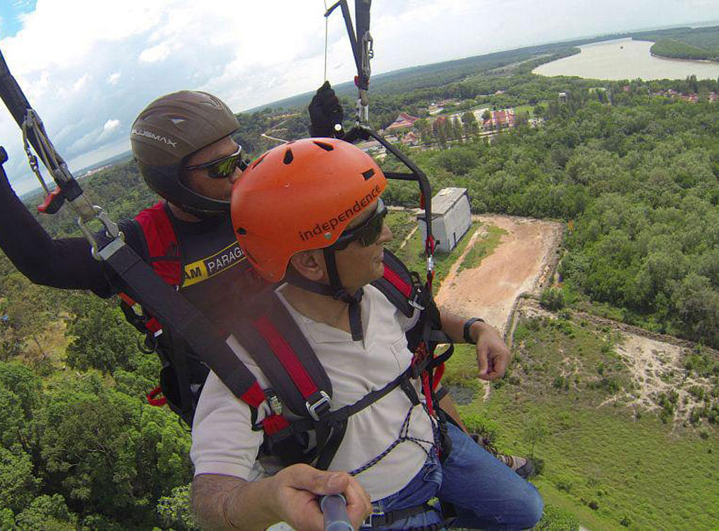 Paragliding in Malaysia