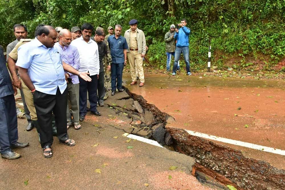 Chief Minister HD Kumaraswamy on Sunday visited oversee the situation at Madikeri-Mangalore National Highway. DH Photo