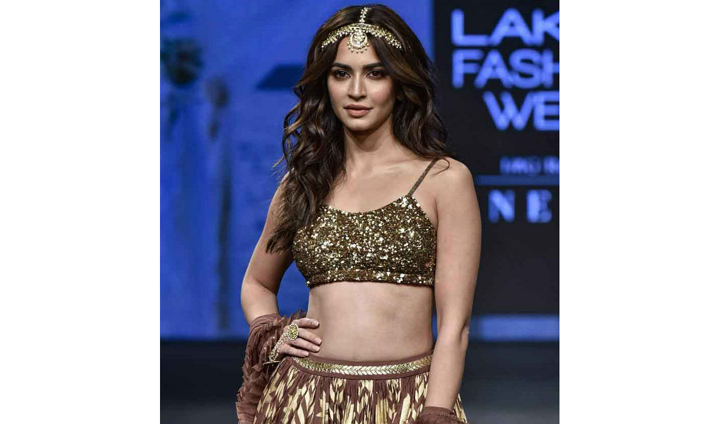 Bollywood actress Kriti Kharbanda showcases a creation at the Lakmé Fashion Week Summer Resort 2019 in Mumbai, Friday, Feb 1, 2019. Credit: PTI Photo