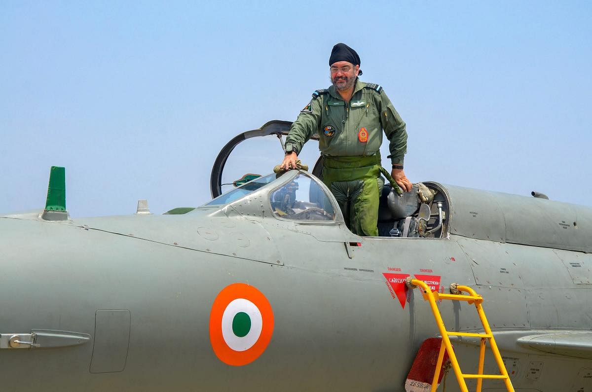 Tiruppur: Chief of the Air Staff, Air Chief Marshal BS Dhanoa after a sortie in the supersonic jet MiG-21 at AFS Sulur, Tiruppur district of Tamil Nadu, Friday, May 17, 2019. PTI