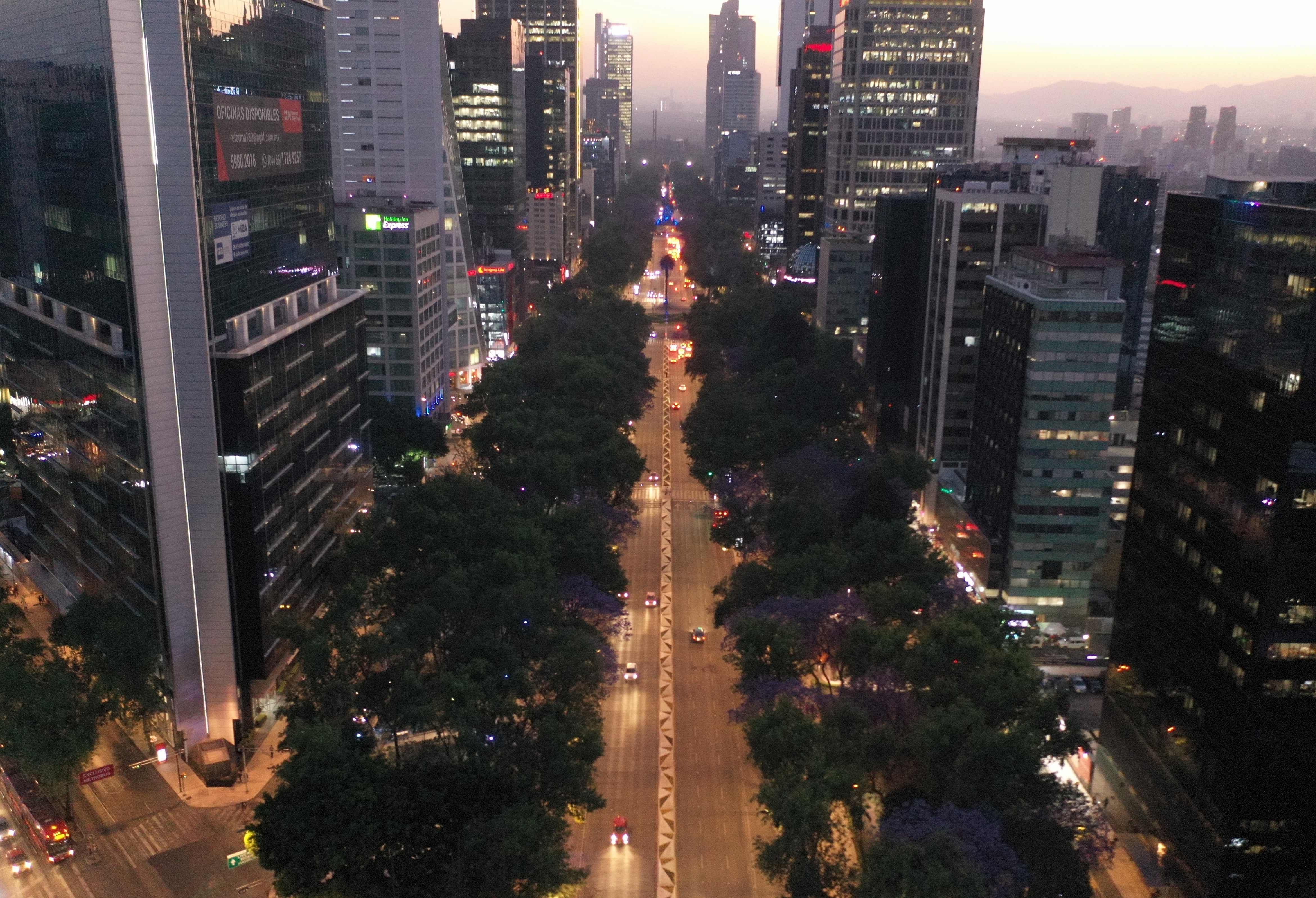 Aerial view of Reforma Avenue in Mexico City. (AFP Photo)