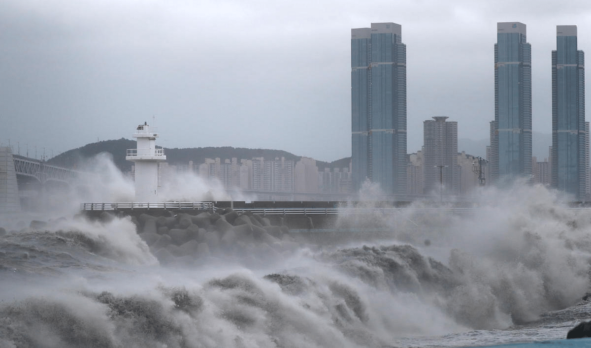High waves caused by Typhoon Haishen crash at seawall in Busan, South Korea, September 7, 2020. Credit: Reuters Photo