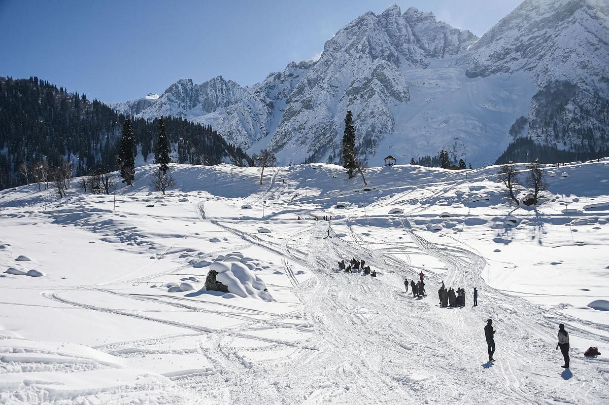 Cold waves and snow-capped peaks: Stunning photos from across India