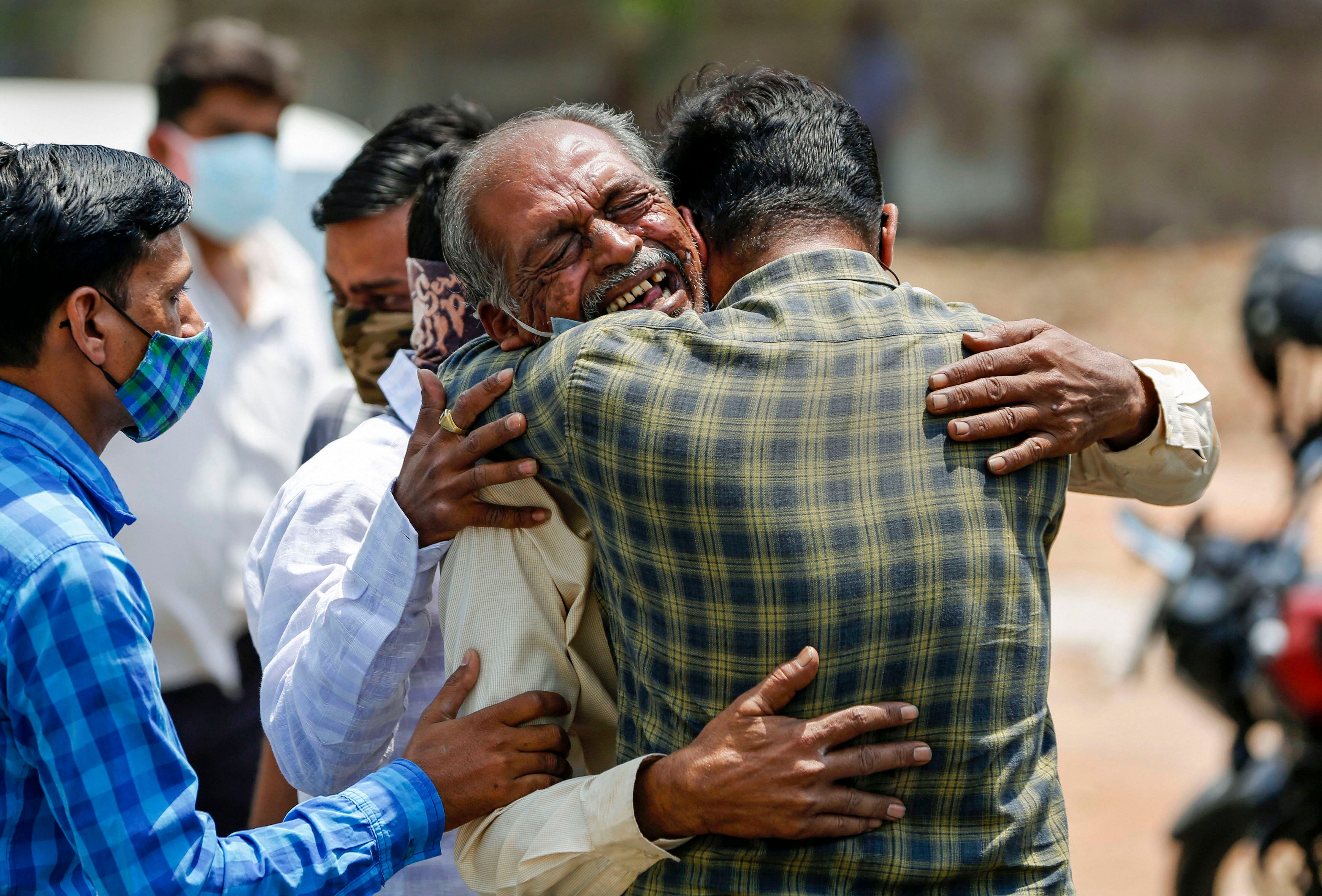 Bodies, grief pile on as Covid-19 chokes India
