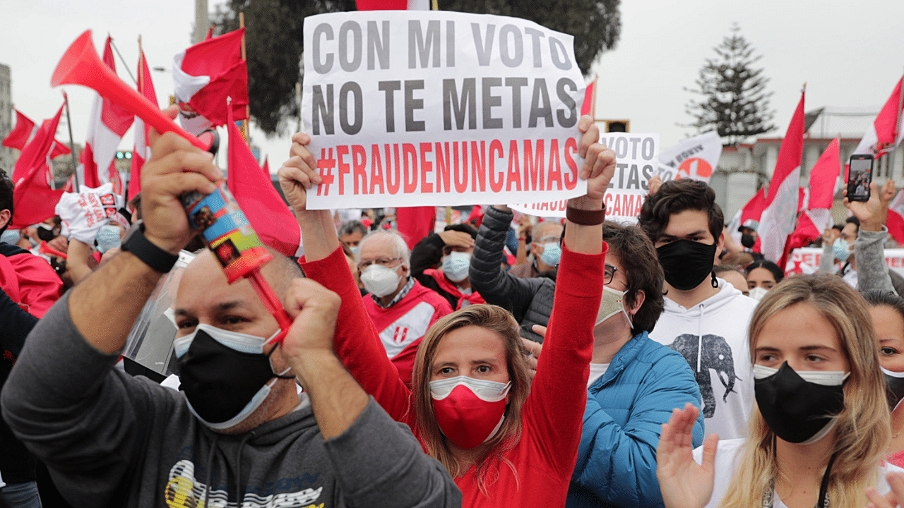 Supporters of Peru's presidential candidate Keiko Fujimori gather in Lima, Peru. Credit: Reuters Photo