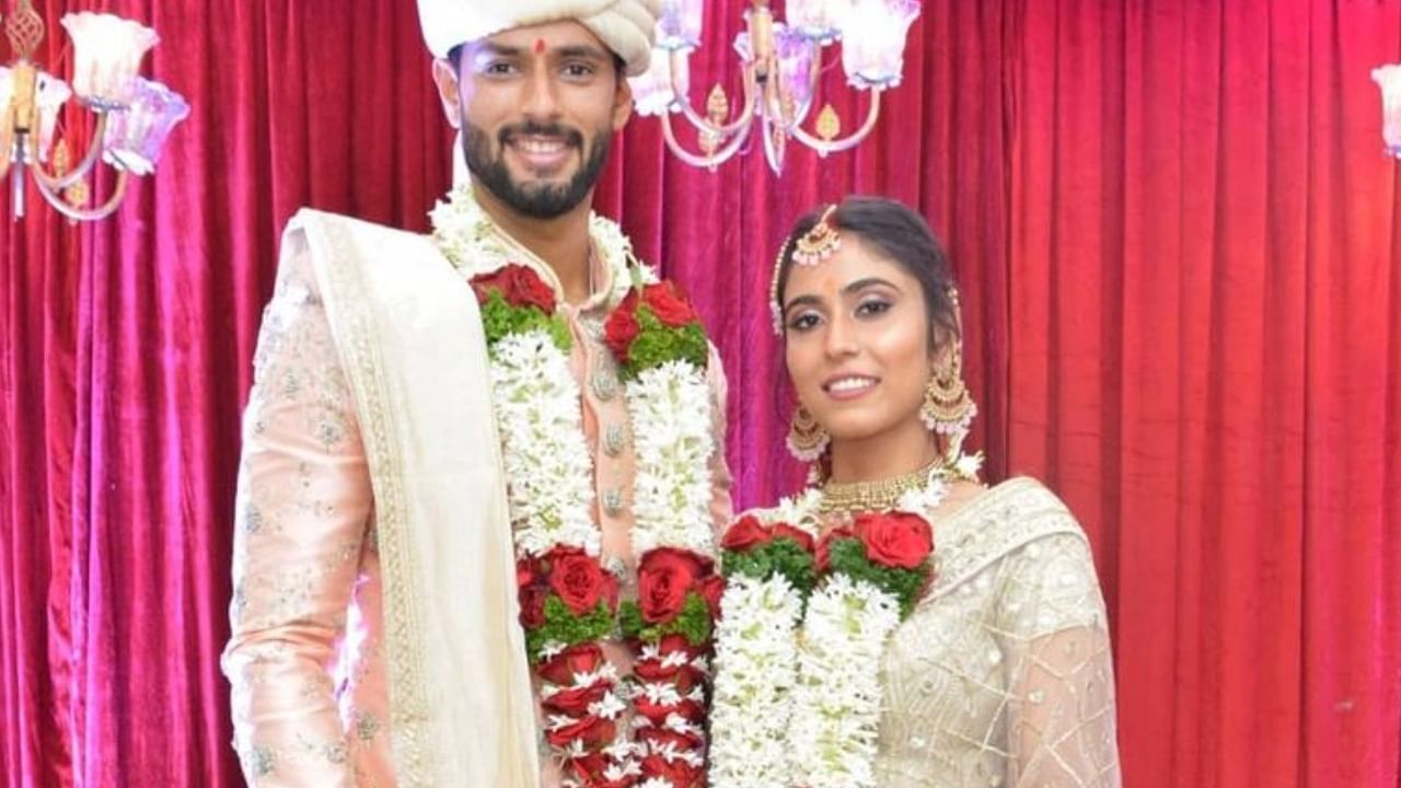Cricketer Shivam Dube marries longtime girlfriend Anjum Khan; See Pics