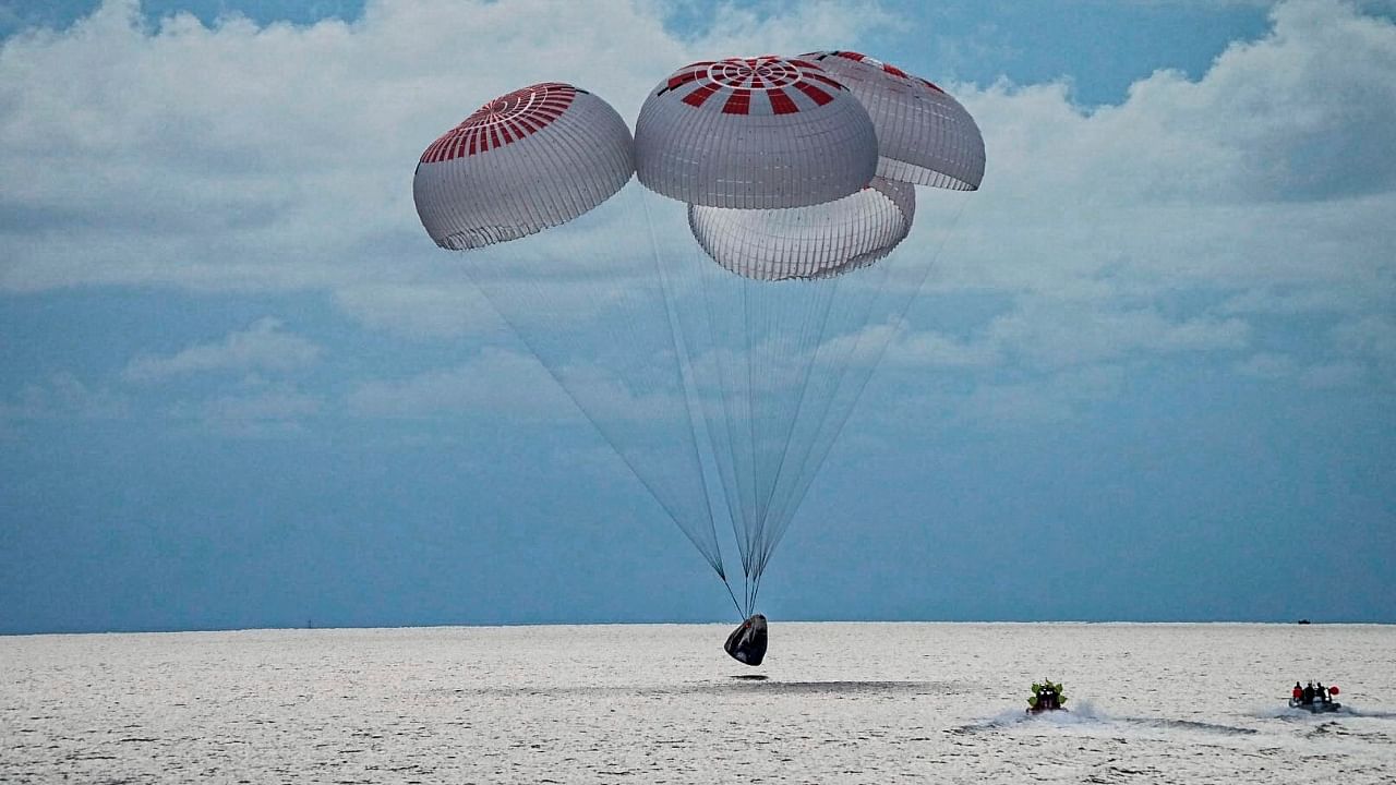 In Pics: SpaceX capsule's first all-civilian orbital crew return
