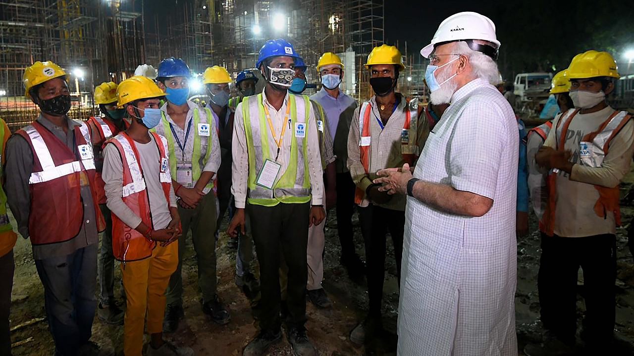 PM Modi makes a surprise visit to Central Vista project site; See Pics Credit: PTI Photo