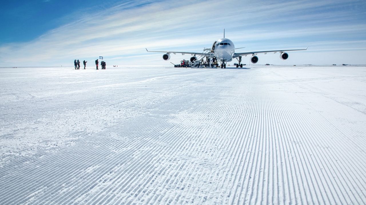 In Pics: Airbus A340 lands on ice runway in Antartica
