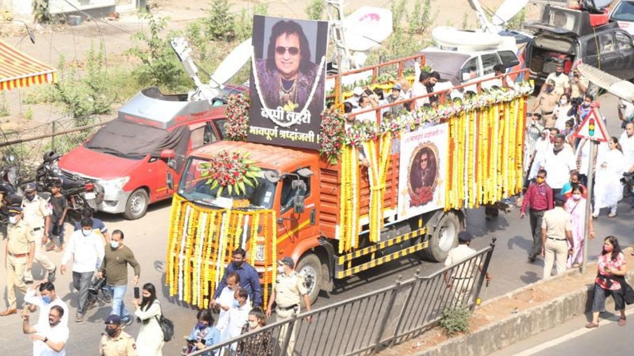 Bappi Lahiri funeral: Family, friends pay tearful tribute