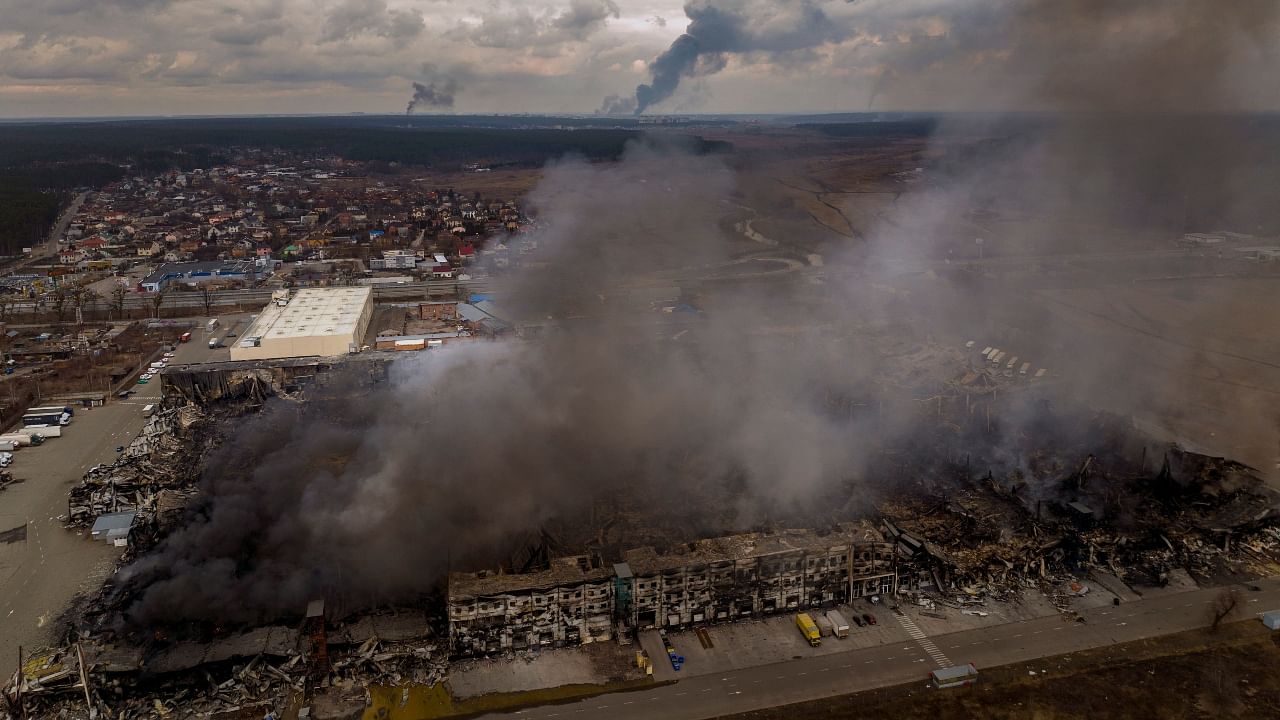 Russian attack turn Irpin's buildings to rubble — See Pics