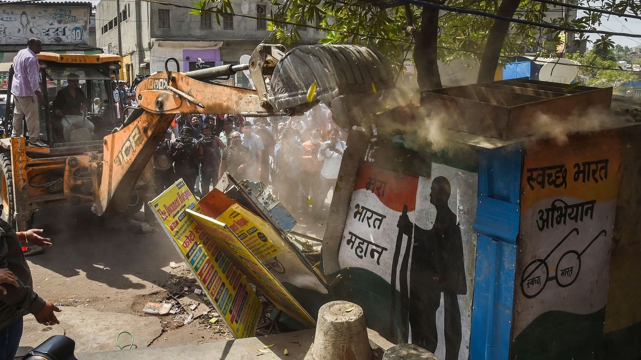 In Pics | Demolition drive in violence-hit Jahangirpuri