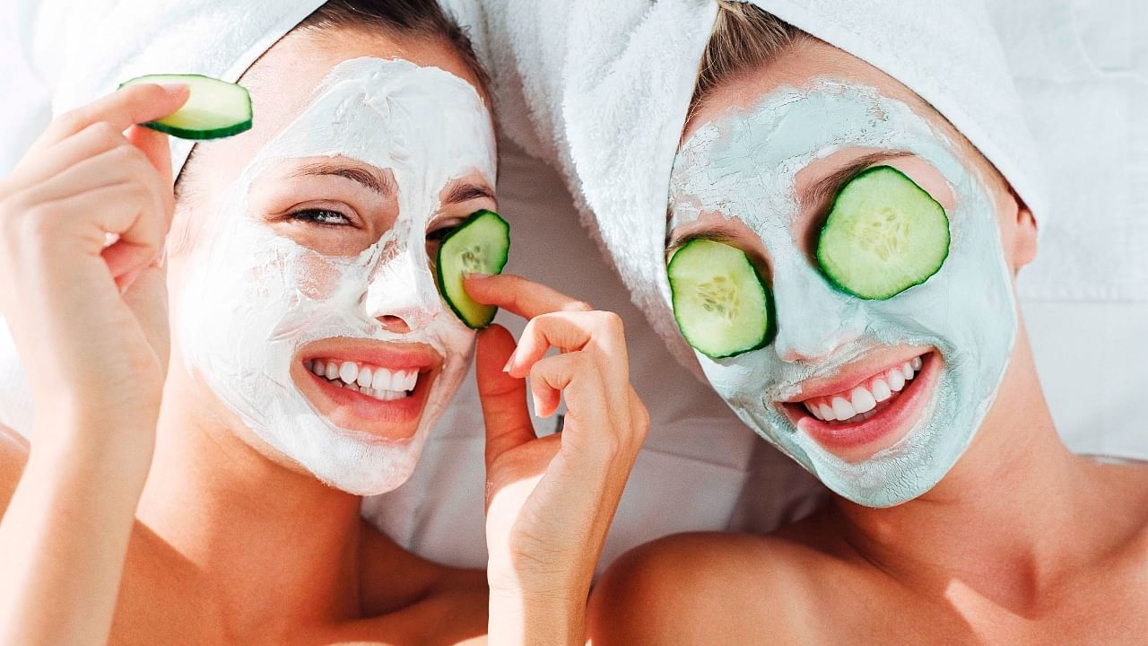 Mother’s Day 2022: 5 Facials for the Mother-Daughter duo to try! Credit: DH Pool Photo