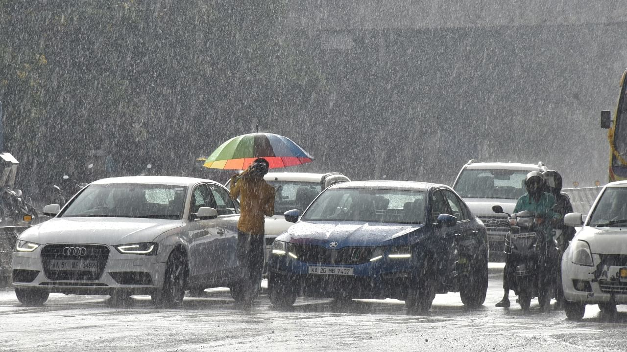 Record for Bengaluru: 1706 mm of rainfall this year, the wettest since 1900. Credit: DH/BK Janardhan