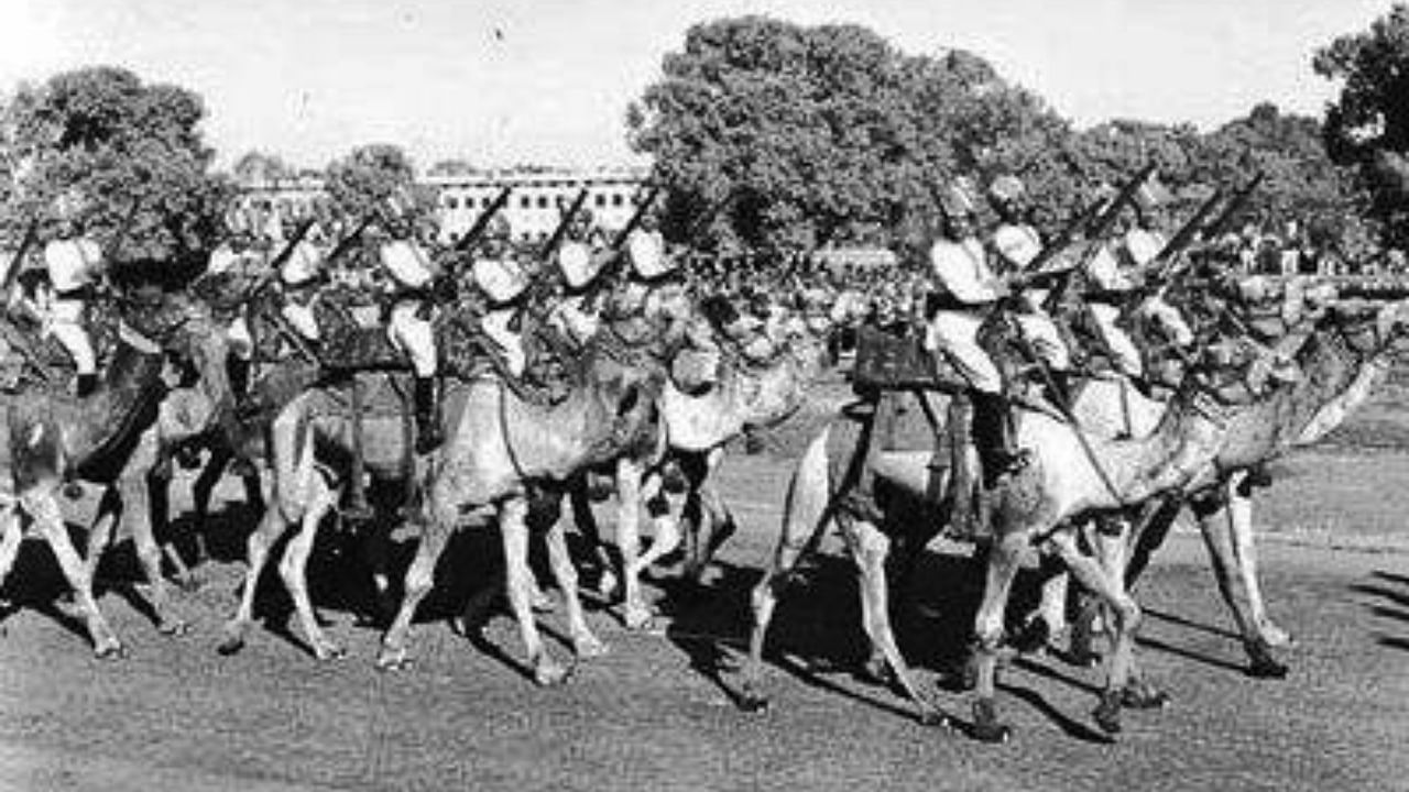 Republic Day 2023: Rare and iconic pictures from early years of the R-Day celebrations Credit: Twitter/@GujaratHistory