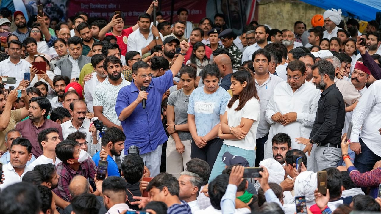 Arvind Kejriwal meet protesting wrestlers at Jantar Mantar; See Pics