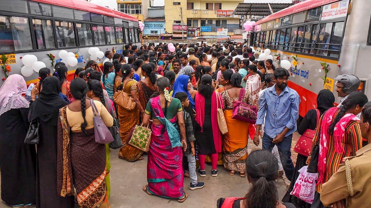 Shakti Yojana | Women avail free bus rides in Karnataka. Credit: PTI Photo