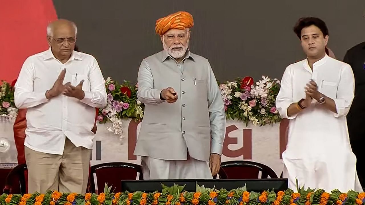 PM Modi inaugurates international airport in Rajkot