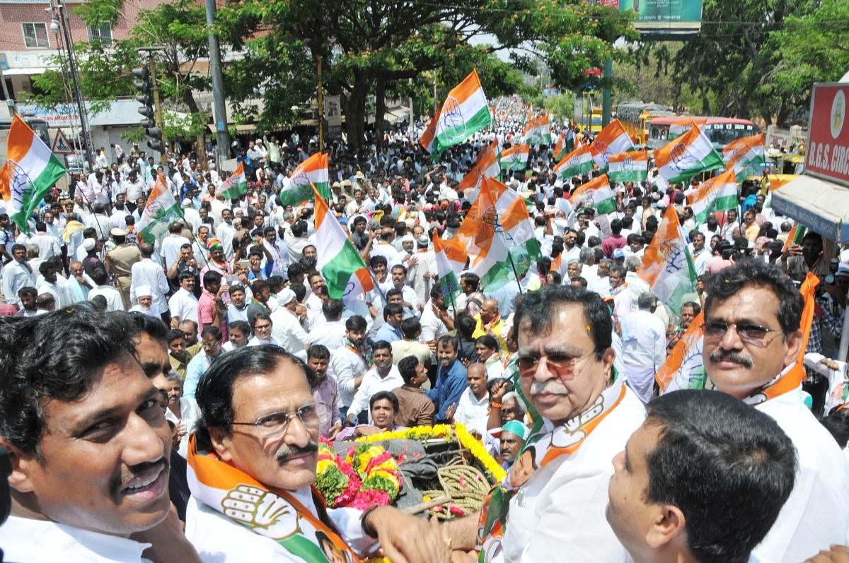 Gowda files nomination papers from Tumkur